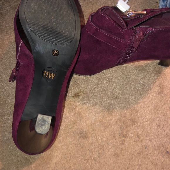 Maroon Booties - Picture 3 of 4